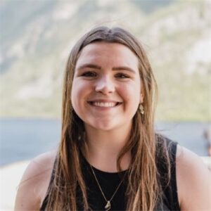 An image of Shelby Van Holland smiling at the camera.